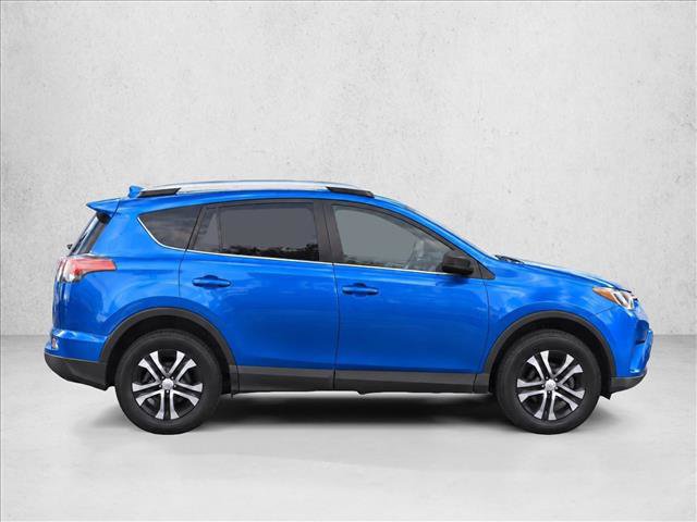 Used 2017 Toyota RAV4 LE FWD image 8