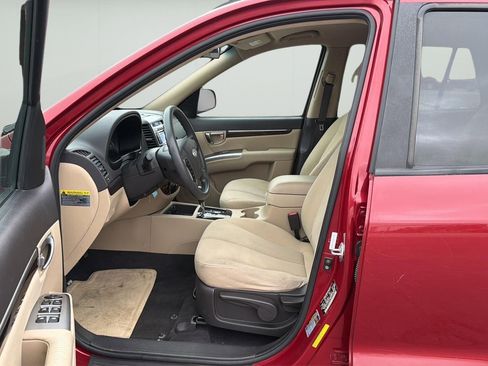 Used 2011 Hyundai Santa Fe GLS image 24