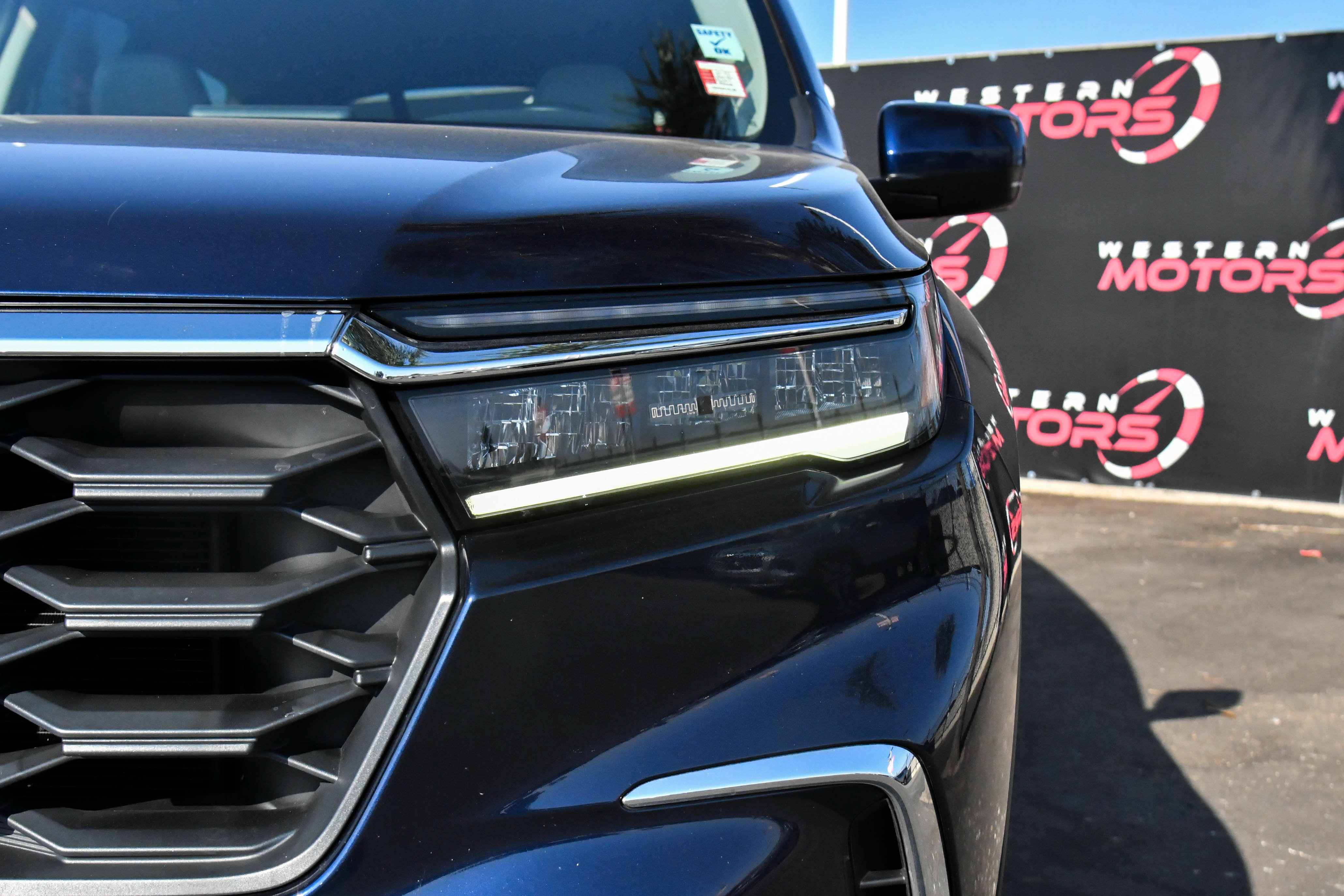 Used 2024 Honda Pilot EX-L image 11