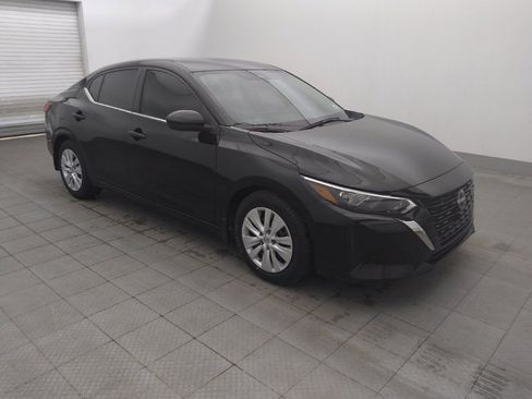 Used 2025 Nissan Sentra S FWD image 11