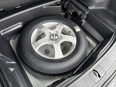 Used 2024 Jeep Grand Cherokee Altitude image 20