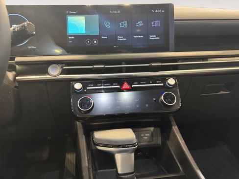 Used 2025 Hyundai Santa Cruz SEL image 12