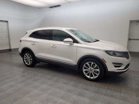 Used 2018 Lincoln MKC Select w/ Select Plus Package FWD image 11