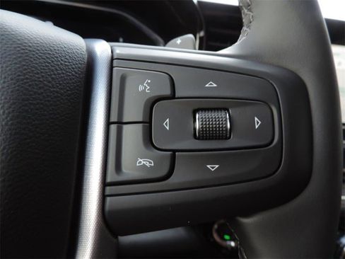 New 2026 GMC Sierra 1500 SLT image 28