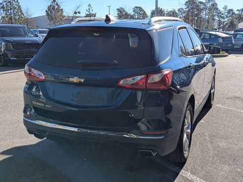Used 2019 Chevrolet Equinox LT image 3