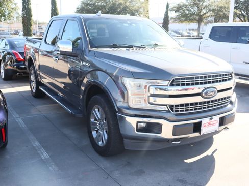 Used 2018 Ford F150 Lariat w/ Equipment Group 502A Luxury image 2
