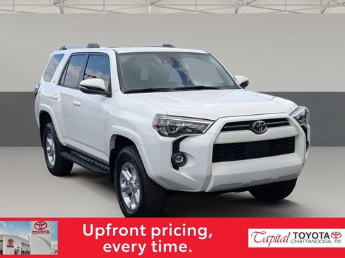 Used 2023 Toyota 4Runner SR5 Premium w/ Moonroof Package AWD/4WD image 1