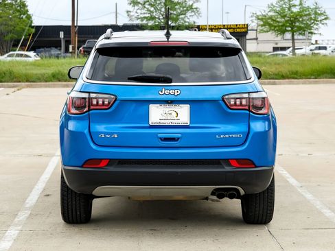 Used 2019 Jeep Compass Limited AWD/4WD image 9