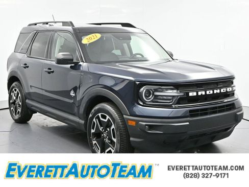 Used 2021 Ford Bronco Sport Outer Banks w/ Outer Banks Package AWD/4WD image 1