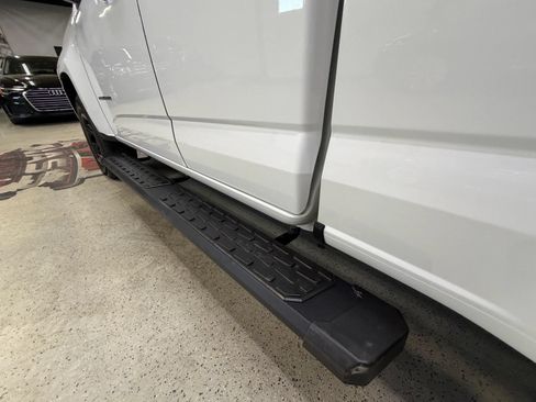 Used 2022 Chevrolet Colorado W/T w/ WT Convenience Package AWD/4WD image 27