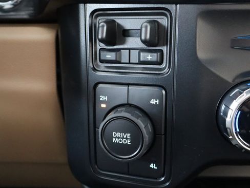 Used 2026 Ford F450 Lariat image 40