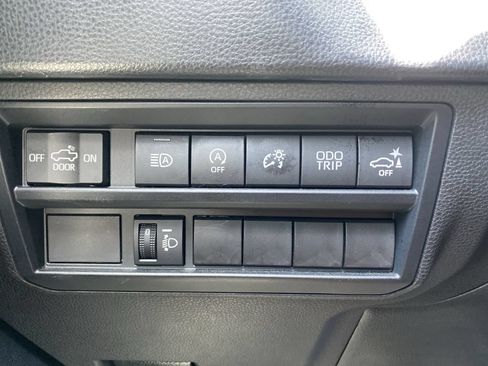 Used 2022 Toyota Tundra SR5 w/ Convenience Package RWD image 22