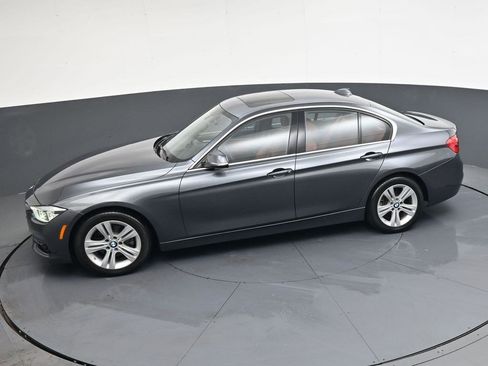Used 2018 BMW 330i xDrive Sedan w/ Convenience Package AWD/4WD image 27