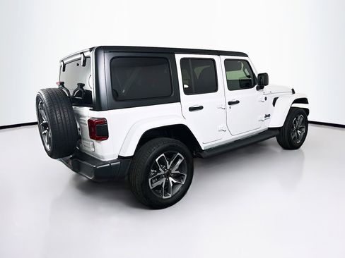 Used 2024 Jeep Wrangler Sport S w/ Convenience Group image 9
