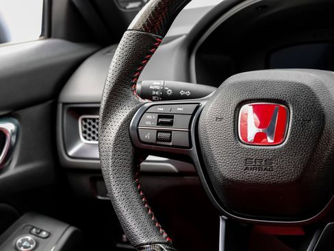 Used 2023 Honda Civic Type R image 16