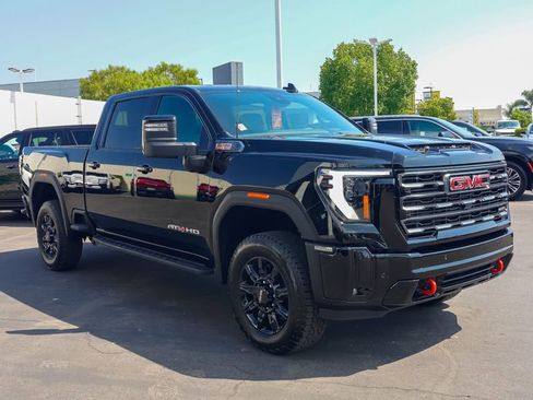 New 2026 GMC Sierra 2500 AT4 w/ AT4 Premium Plus Package AWD/4WD image 6