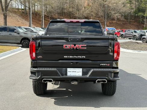Used 2023 GMC Sierra 1500 AT4 w/ AT4 Premium Package image 4