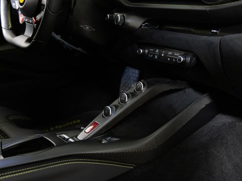 Certified 2021 Ferrari 812 GTS RWD image 33