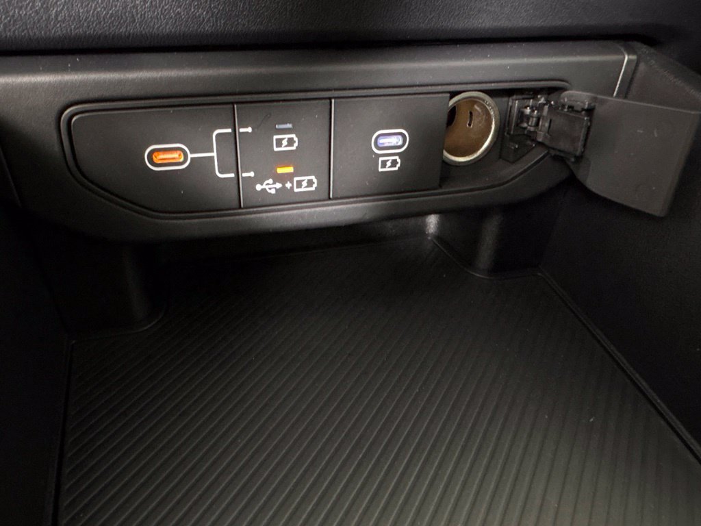 New 2026 Kia K4 FWD image 32