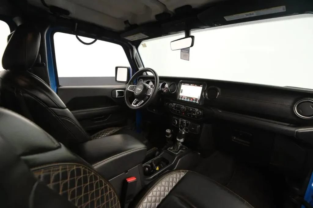 Used 2023 Jeep Gladiator Overland AWD/4WD image 50