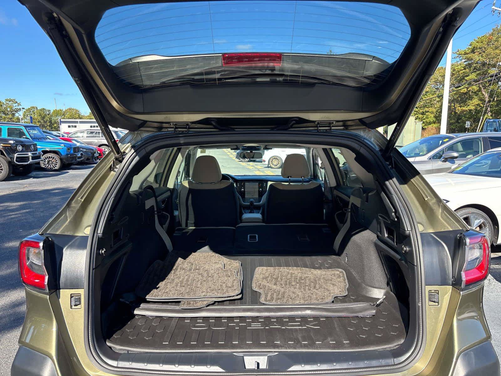 Used 2024 Subaru Outback Premium AWD/4WD image 20