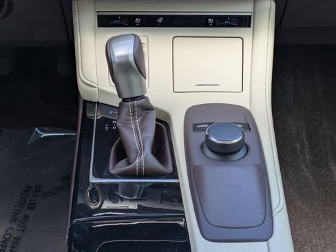 Used 2018 Lexus ES 350 w/ Premier Package FWD image 17