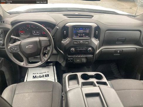 Used 2020 Chevrolet Silverado 1500 Custom Trail Boss w/ Custom Convenience Package AWD/4WD image 13