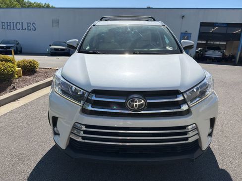 Used 2017 Toyota Highlander Limited AWD/4WD image 14