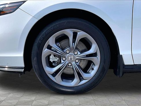 Used 2024 Honda Accord EX-L image 24