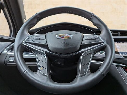 Certified 2023 Cadillac XT5 Premium Luxury w/ LPO, Floor Liner Package image 10