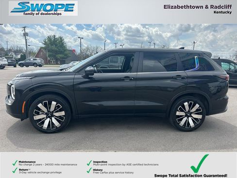 Used 2025 Mitsubishi Outlander SE AWD/4WD image 4