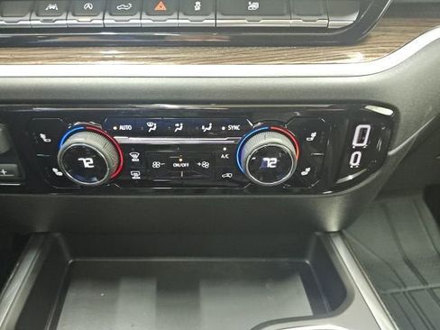 New 2026 Chevrolet Silverado 1500 RST w/ Dark Appearance Package AWD/4WD image 11