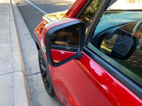 Used 2018 Jeep Renegade Altitude w/ Popular Equipment Group image 20