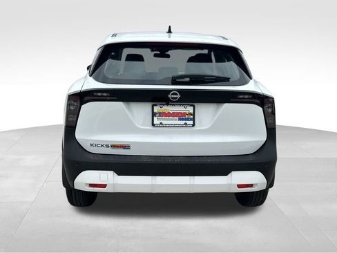 New 2026 Nissan Kicks S image 4