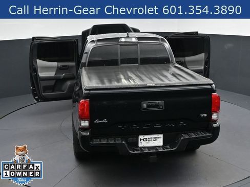 Used 2023 Toyota Tacoma SR AWD/4WD image 49
