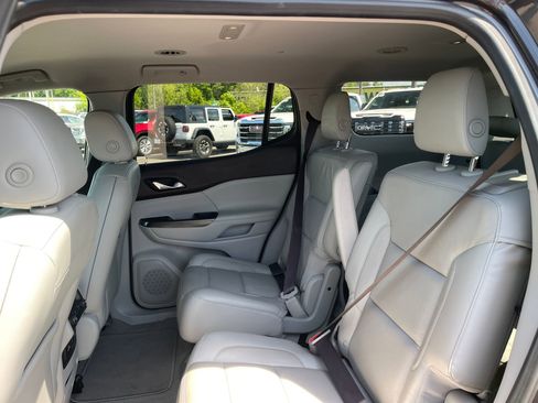 Used 2017 GMC Acadia SLT image 22