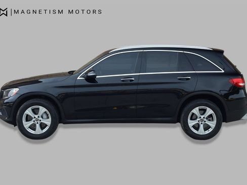 Used 2017 Mercedes-Benz GLC 300 image 3