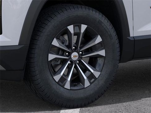 New 2026 Chevrolet Equinox LT image 9