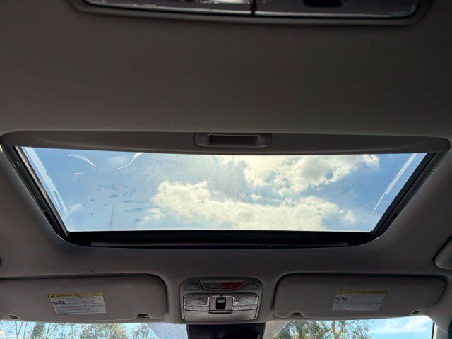 Used 2023 Kia Telluride S w/ S Sunroof Package AWD/4WD image 18