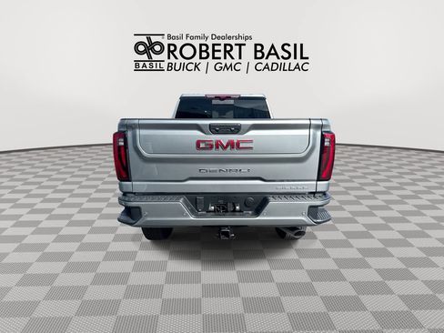 New 2026 GMC Sierra 2500 Denali w/ Denali Reserve Package AWD/4WD image 7