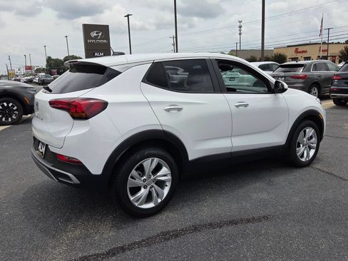 Used 2025 Buick Encore GX Preferred FWD image 12