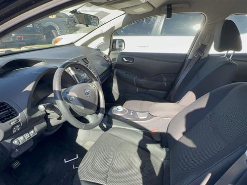 Used 2015 Nissan Leaf S w/ Charge Package image 8