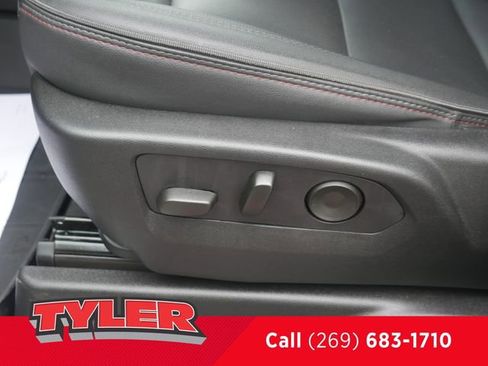 Used 2024 Chevrolet Tahoe RST w/ Luxury Package image 28