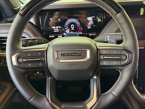 New 2026 GMC Yukon Denali Ultimate AWD/4WD image 27