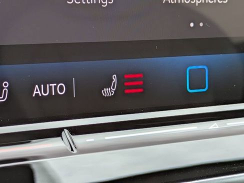New 2026 Volkswagen Tiguan SE R-Line FWD image 23
