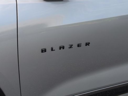 Certified 2025 Chevrolet Blazer RS w/ Enhanced Convenience Package AWD/4WD image 33