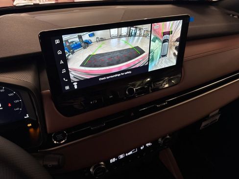 New 2026 Mitsubishi Outlander SEL FWD image 13