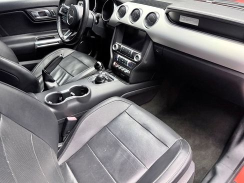 Used 2016 Ford Mustang GT Premium RWD image 11