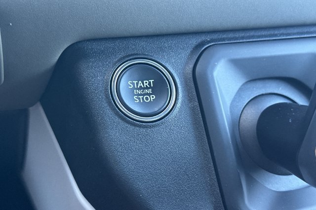 Certified 2025 Land Rover Defender 110 S AWD/4WD image 22