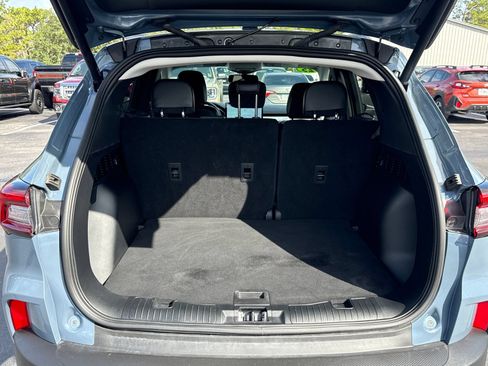 Certified 2025 Ford Escape Platinum FWD image 11